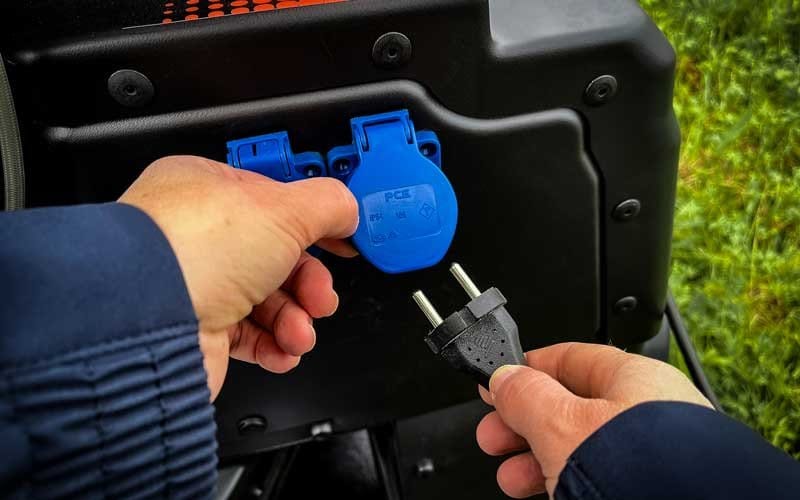 strømuttak rett fra kjøretøyet paxster air