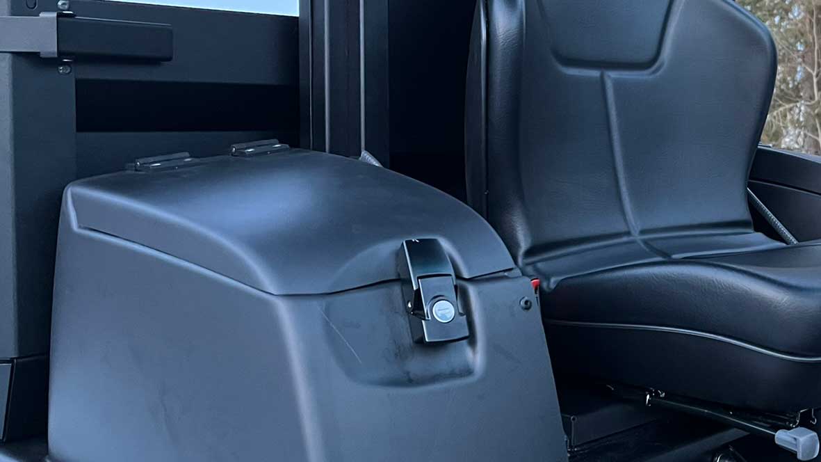 paxster compact side pockets